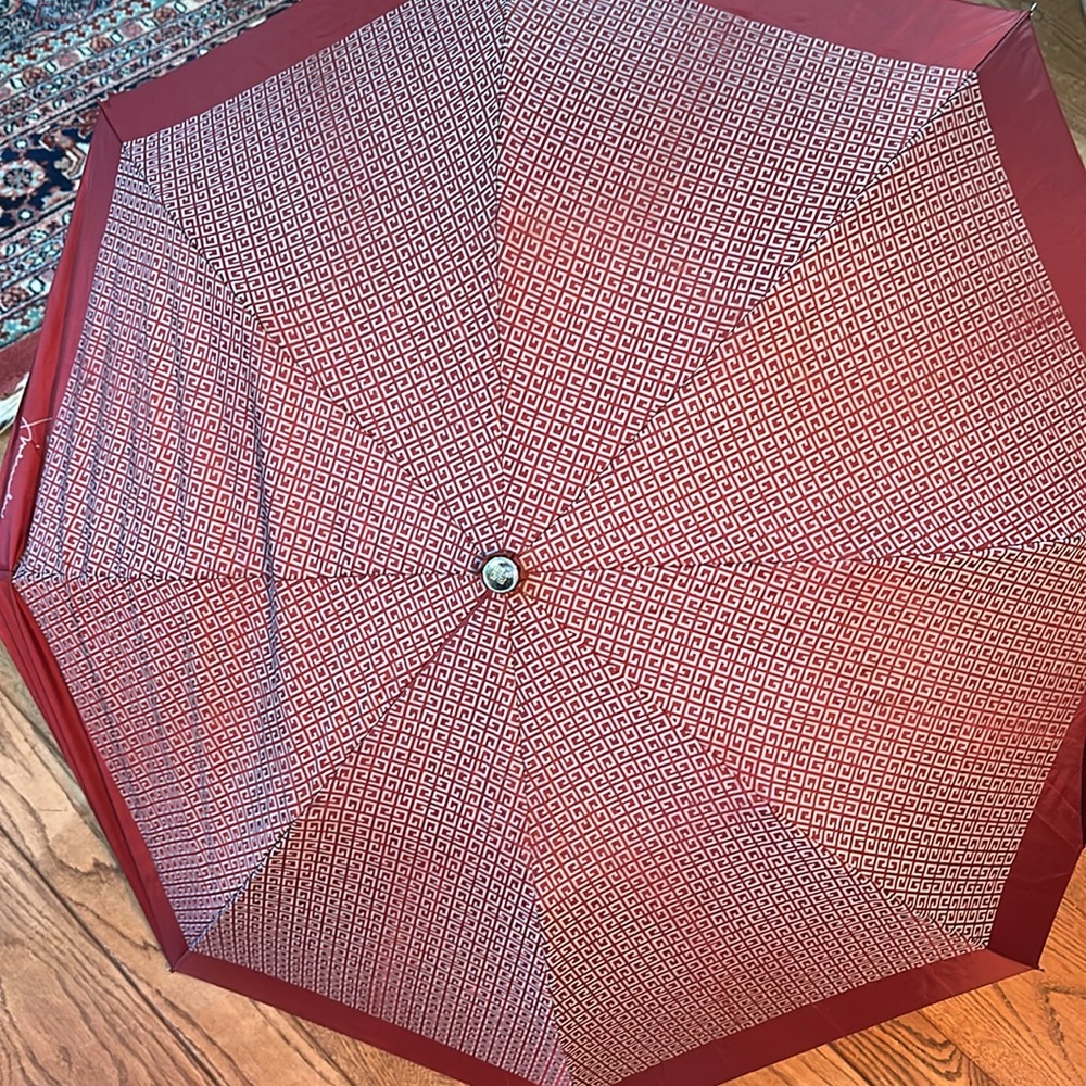 Elegant VINTAGE GIVENCHY  Burgundy Patterned Umbrella - Picture 6 of 16